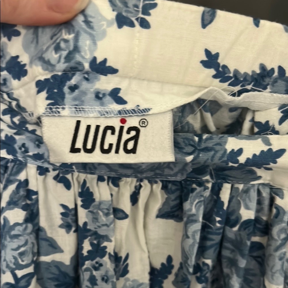 Vintage Lucia Blue and White Pleated Midi Skirt for Casual Wear - Picture 2 of 5